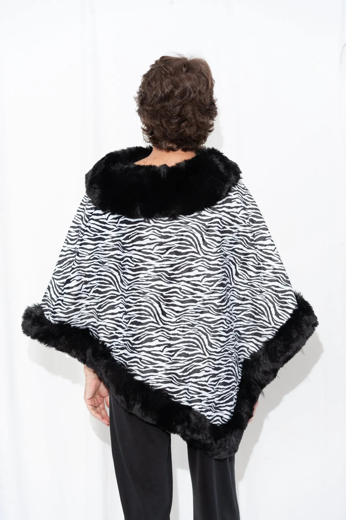 038- Very Moda Zebra Fur Trimmed Reversible Poncho