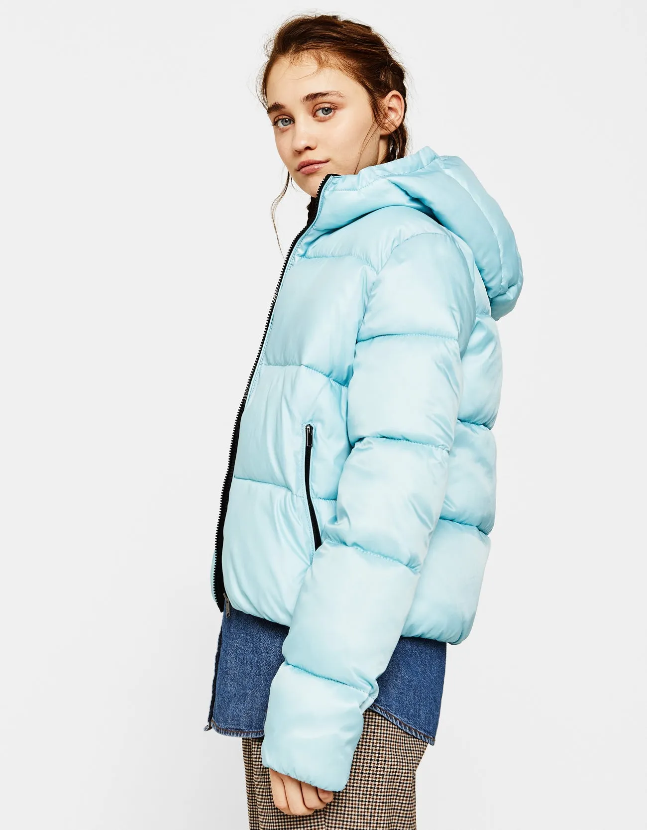 Puffer jacket with hood