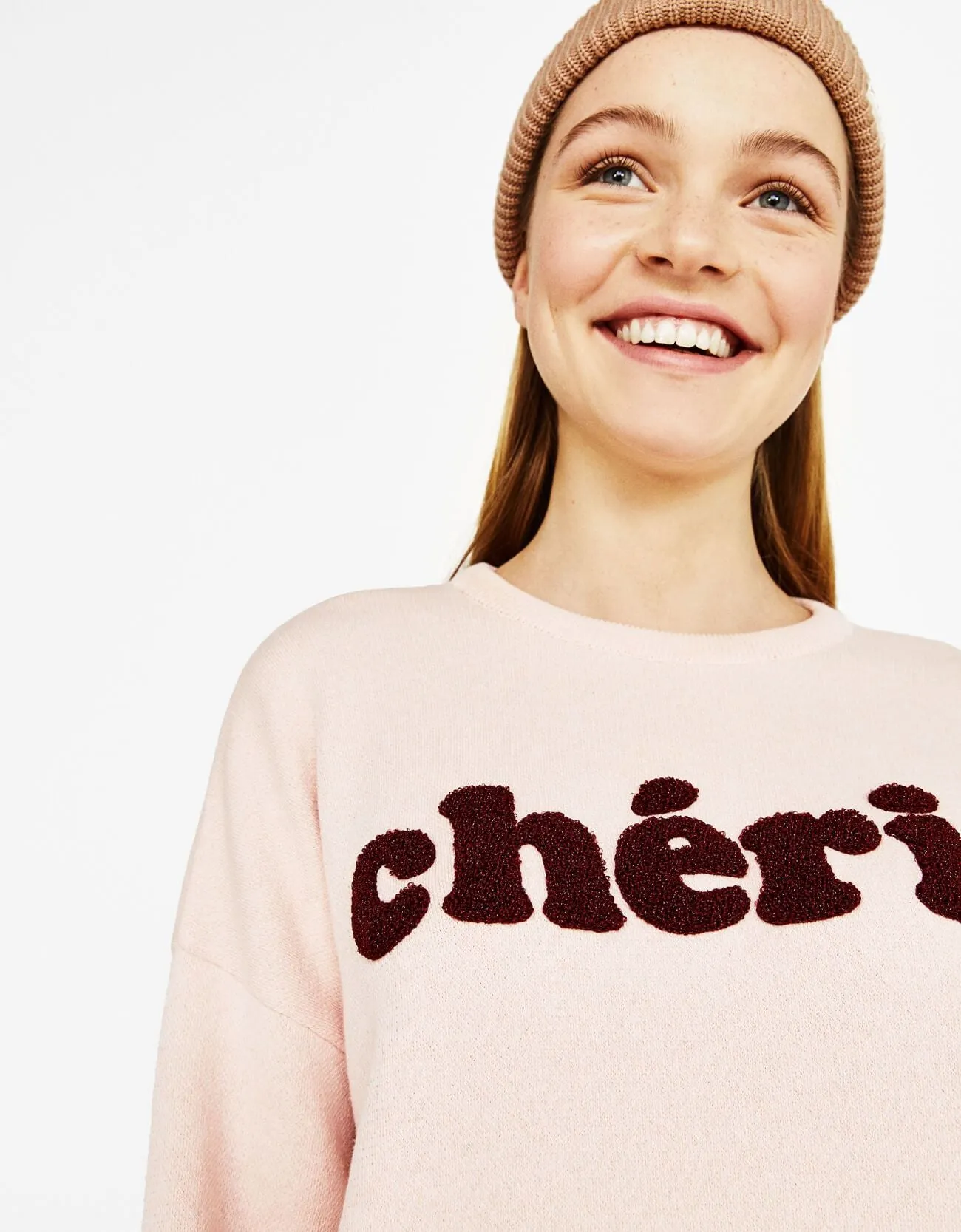 Sweater with slogan